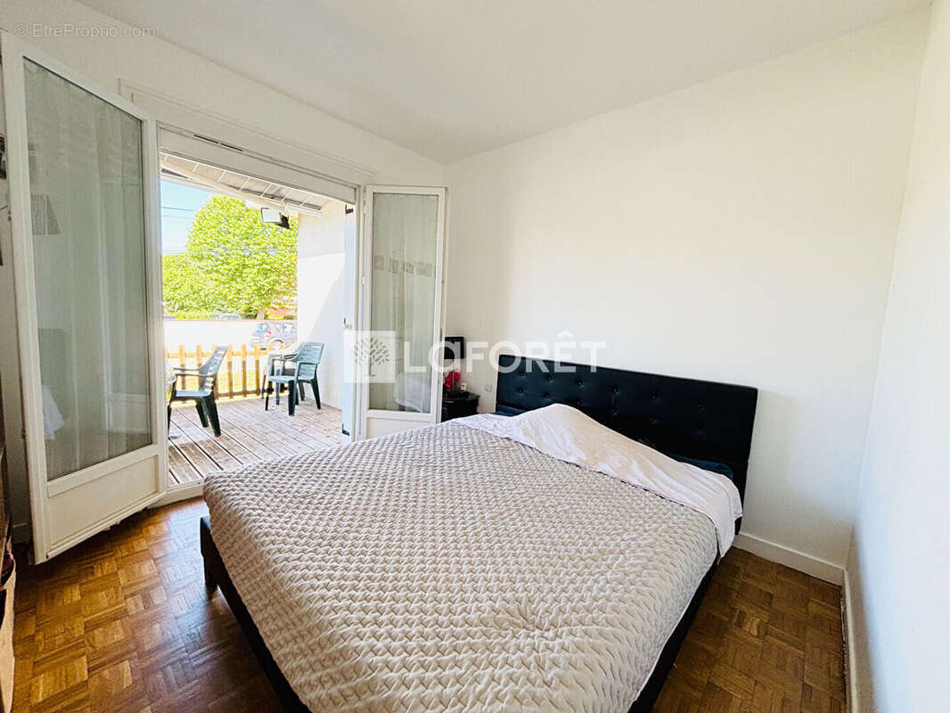 Maison à CROIZET-SUR-GAND