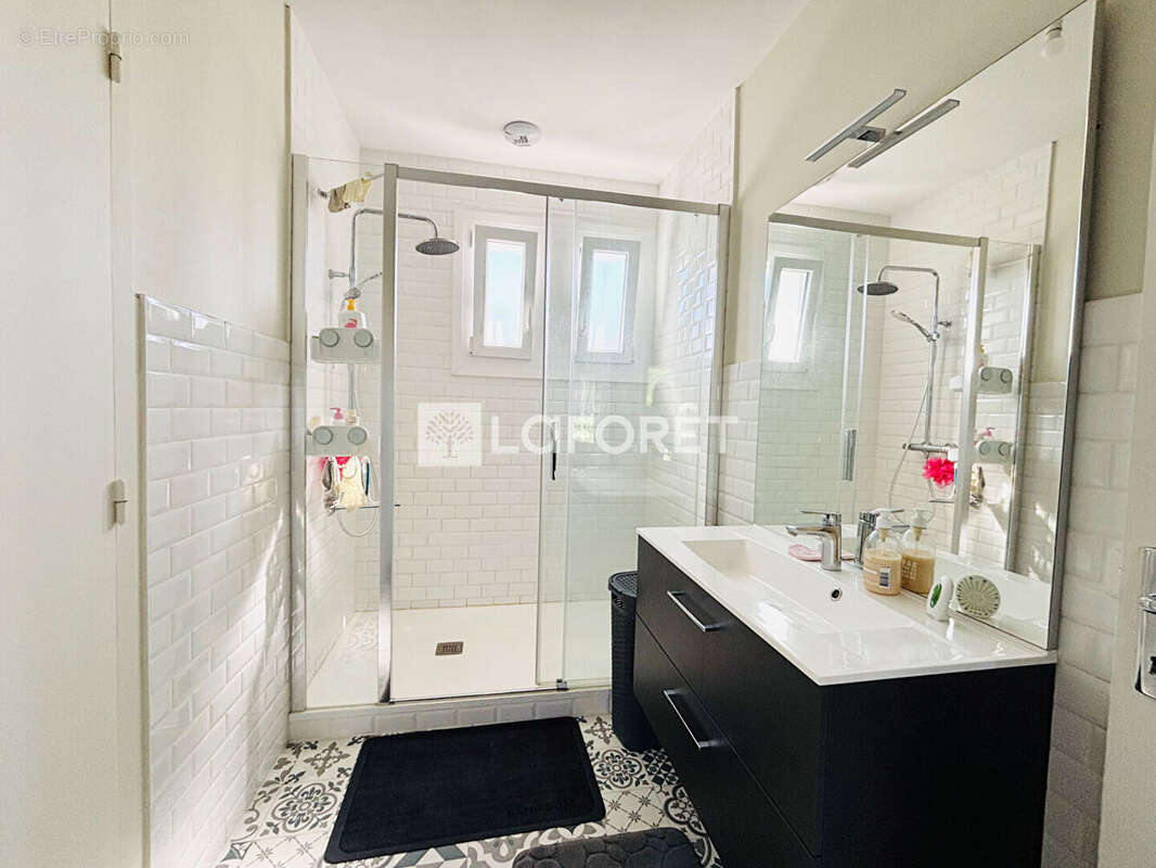 Maison à CROIZET-SUR-GAND