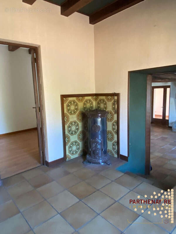 Entrée - Maison à PARTHENAY