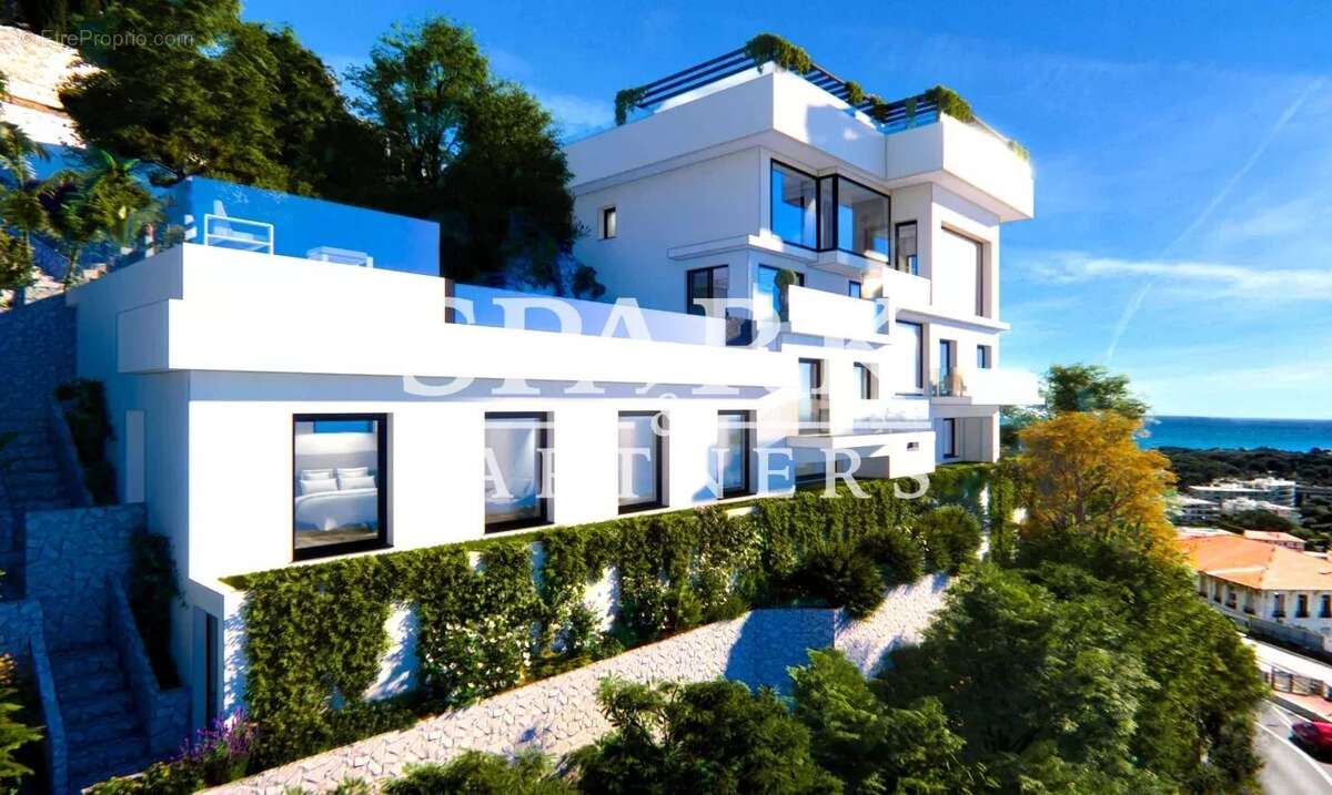 Maison à ROQUEBRUNE-CAP-MARTIN