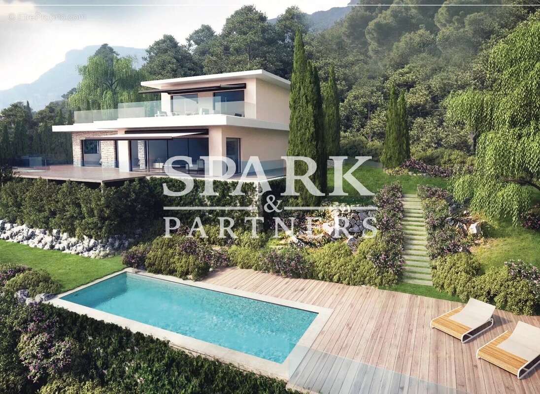 Maison à ROQUEBRUNE-CAP-MARTIN