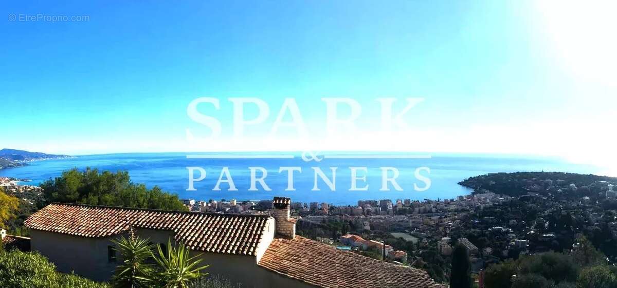 Maison à ROQUEBRUNE-CAP-MARTIN