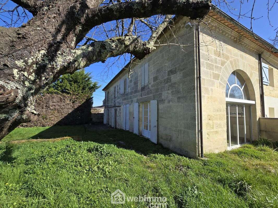 Beaucoup de cachet pour cette habitation au calme - Maison à BORDEAUX