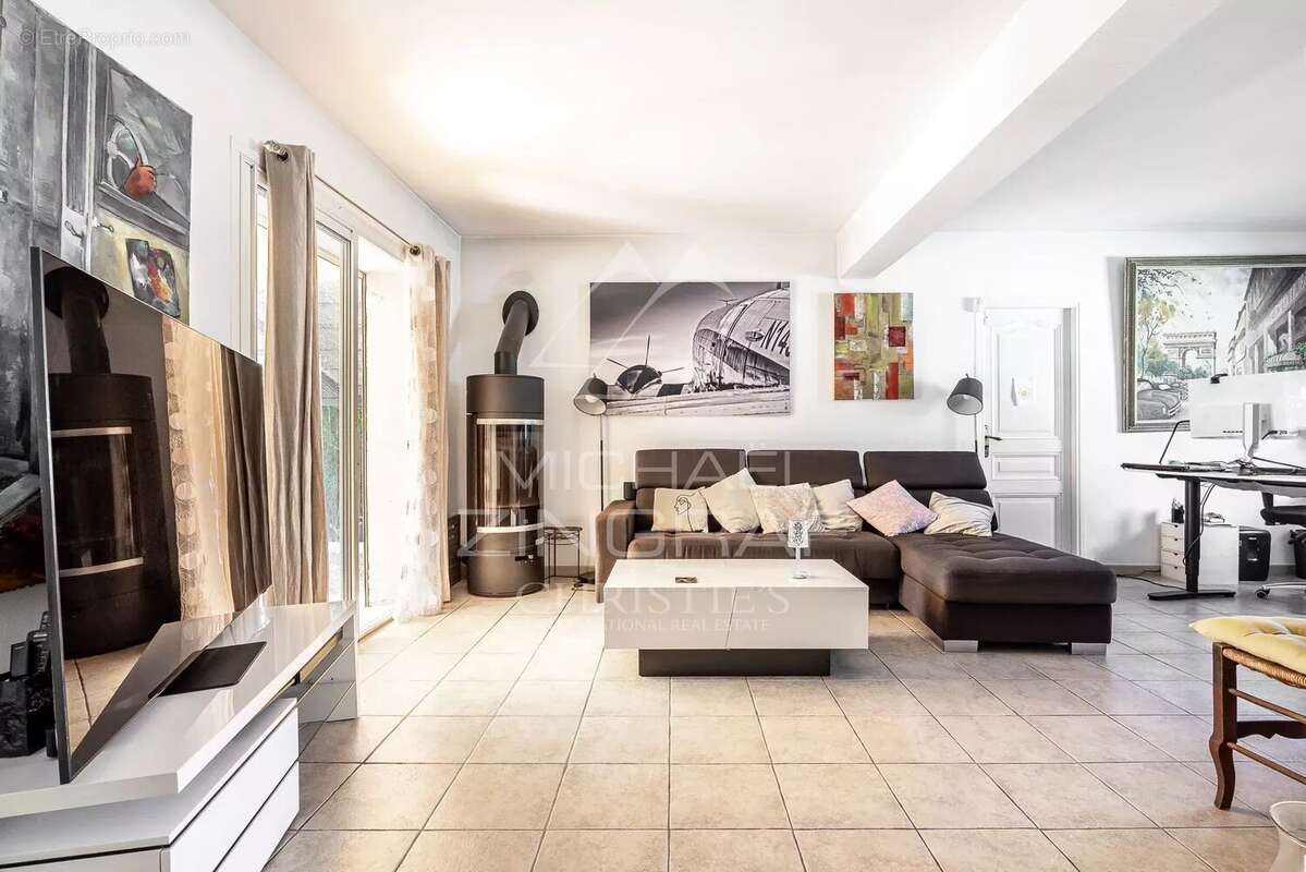 Maison à VILLENEUVE-LOUBET