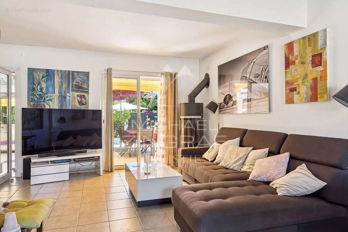 Maison à VILLENEUVE-LOUBET