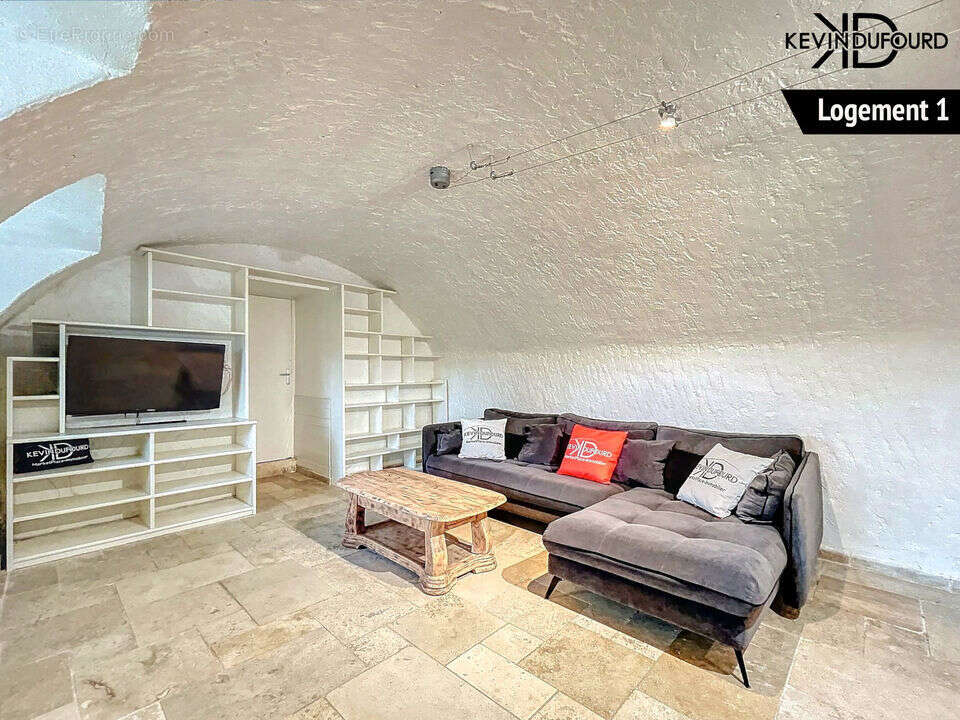 Maison à VILLENEUVE-DE-BERG