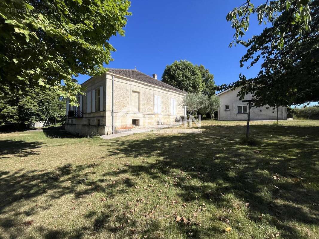 Maison à FARGUES-SAINT-HILAIRE