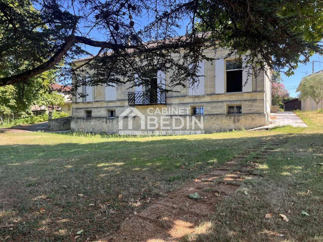 Maison à FARGUES-SAINT-HILAIRE