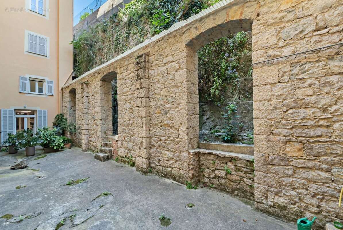 Appartement à MENTON
