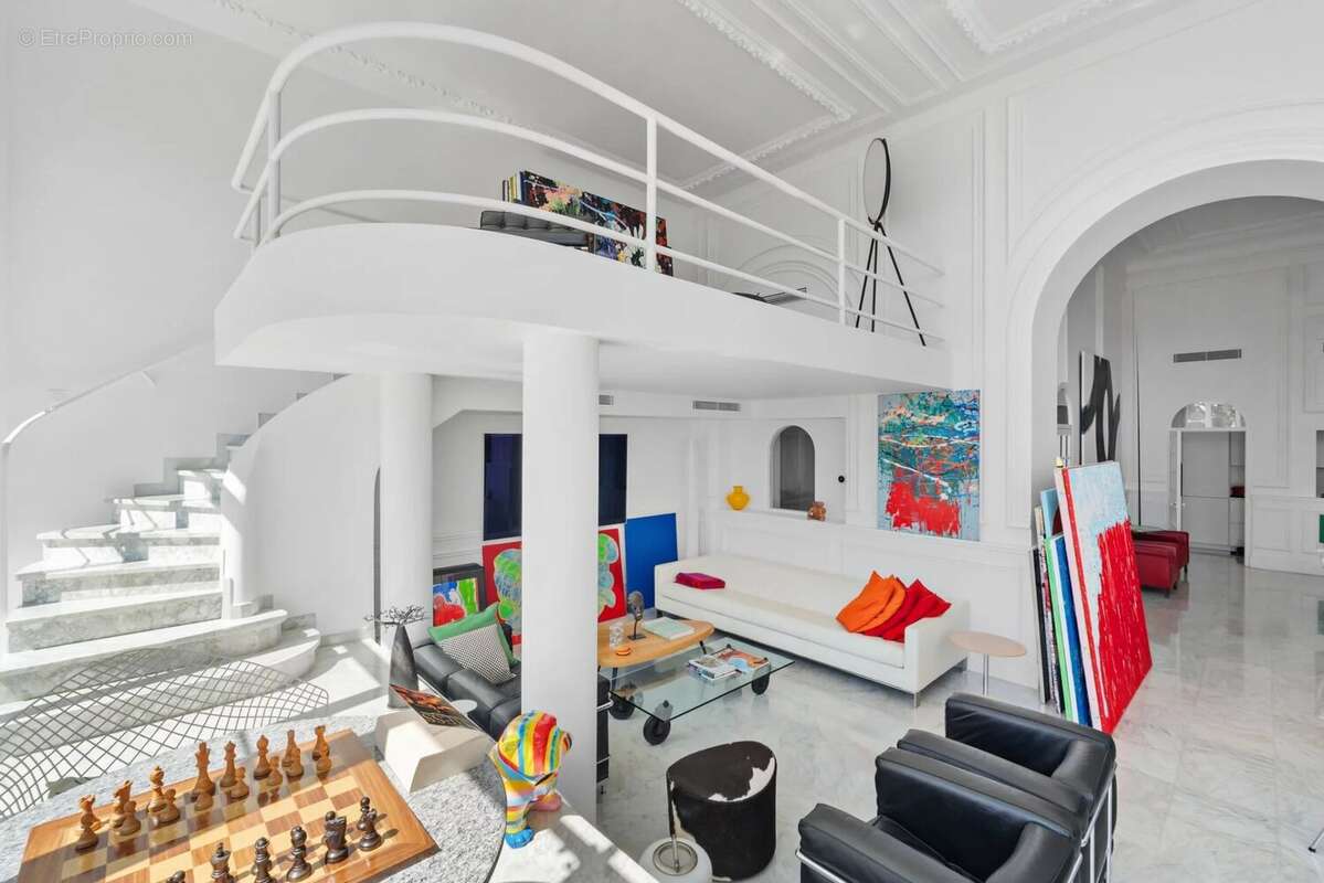 Appartement à MENTON