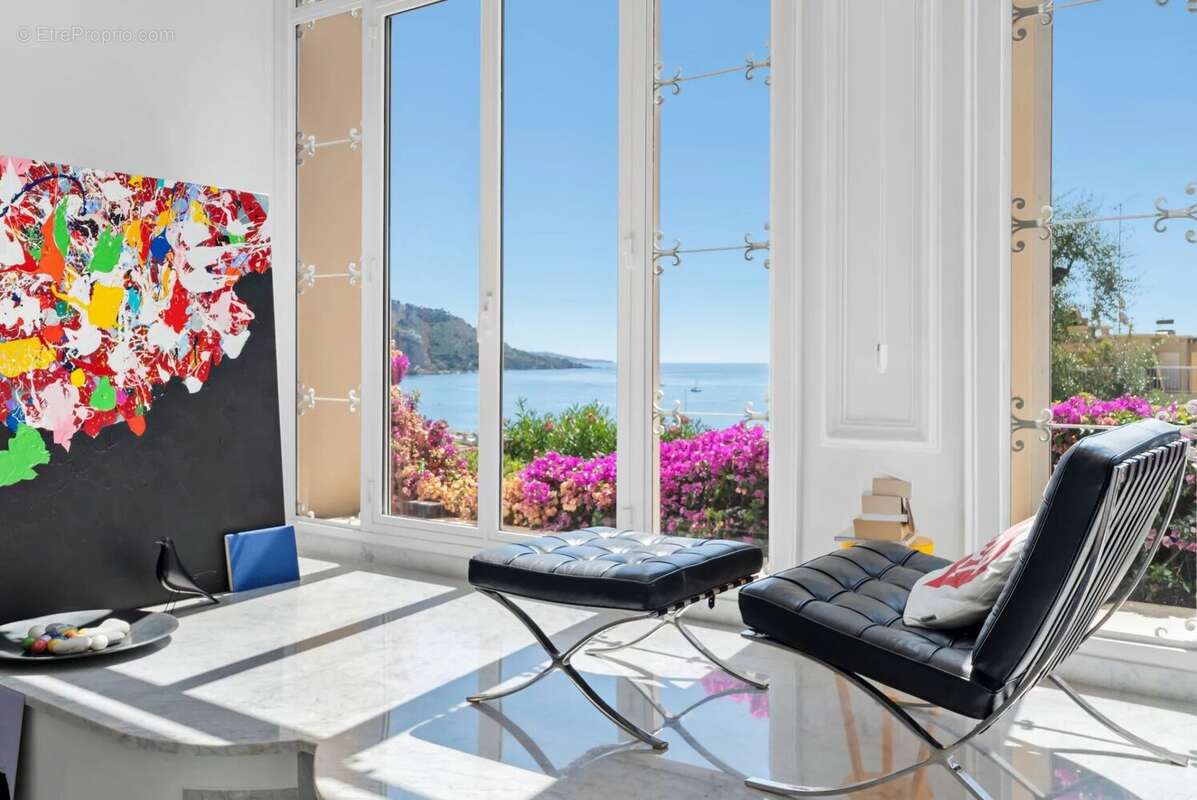 Appartement à MENTON