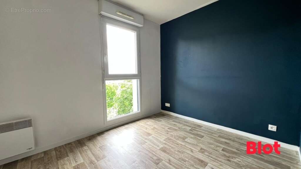 Appartement à ORGERES