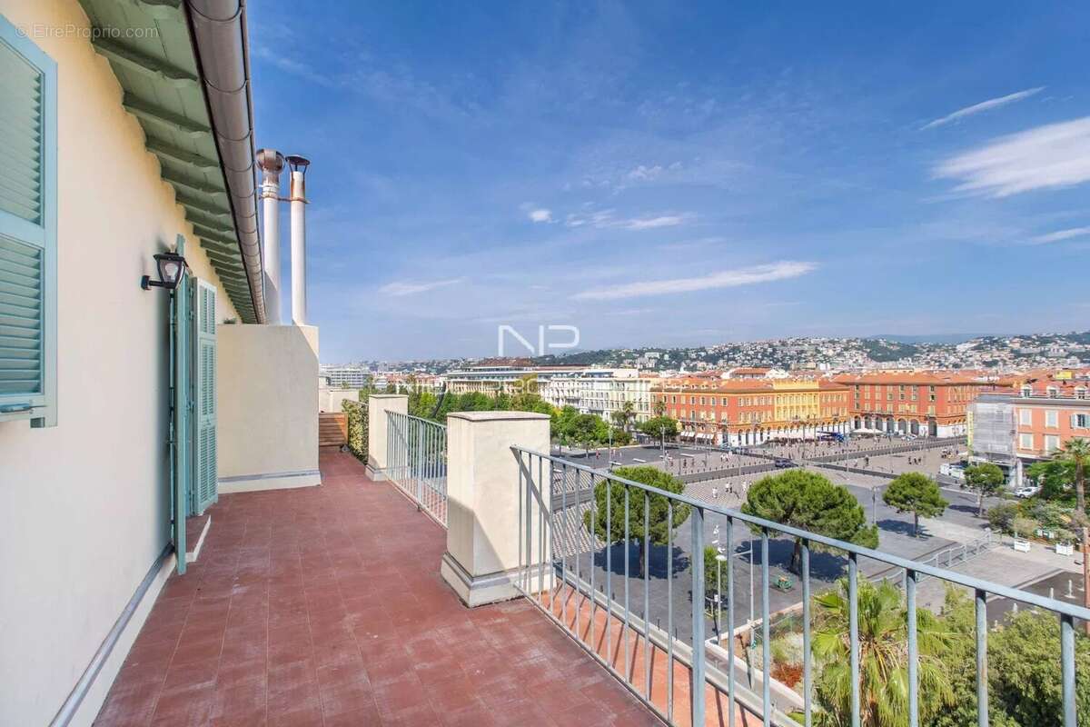Appartement à NICE