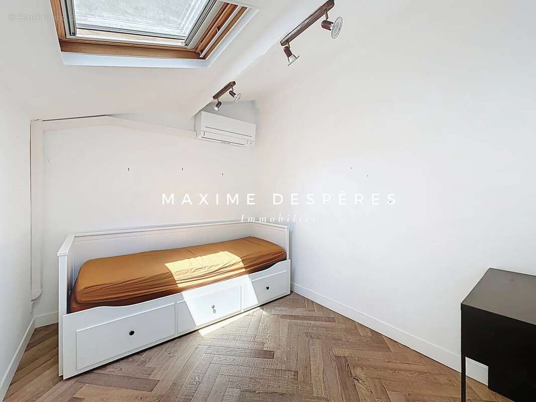 Appartement à LEVALLOIS-PERRET