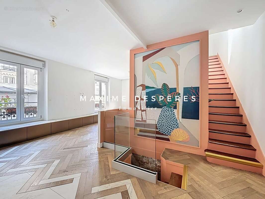 Appartement à LEVALLOIS-PERRET