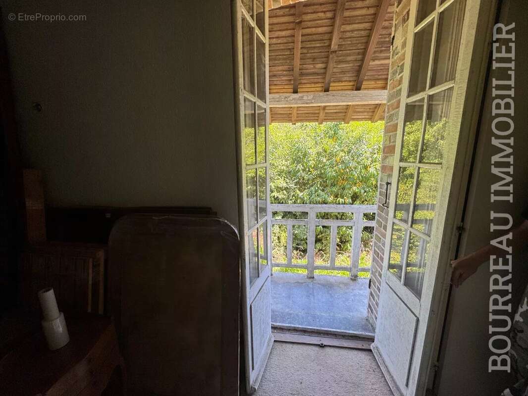 Maison à PRECY-SUR-VRIN