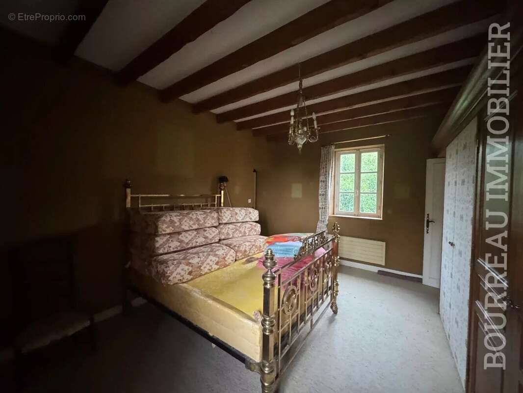 Maison à PRECY-SUR-VRIN