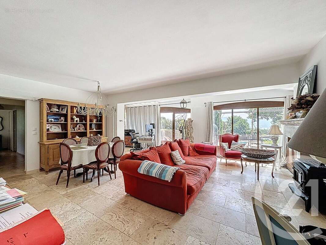 Maison à PUYLOUBIER