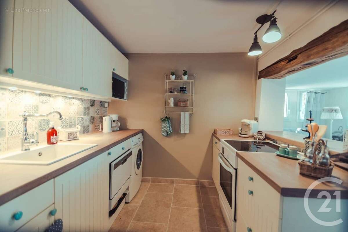 Maison à PUYLOUBIER