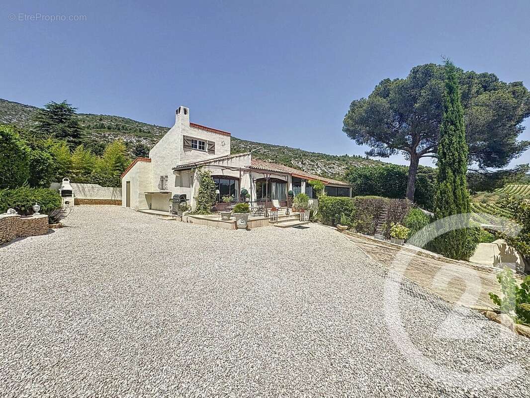 Maison à PUYLOUBIER