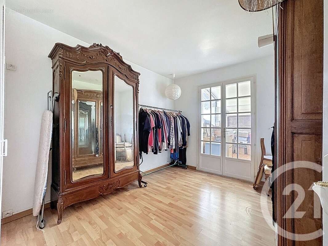 Maison à PUYLOUBIER