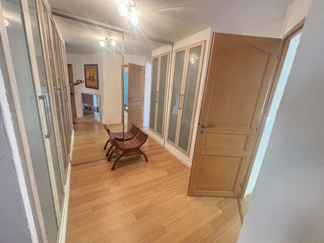 Maison à FIGANIERES