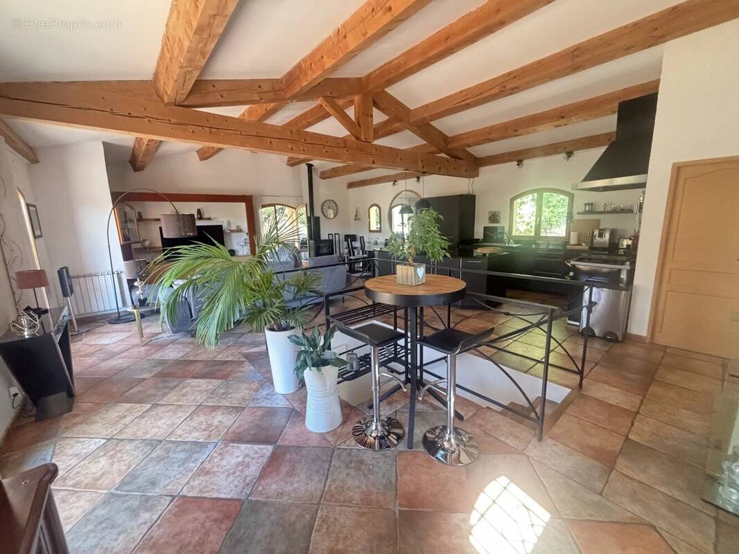 Maison à FIGANIERES