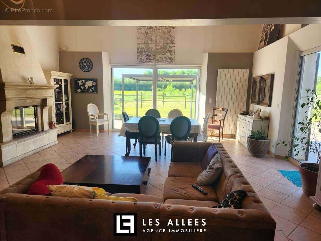 Maison à EYGALIERES