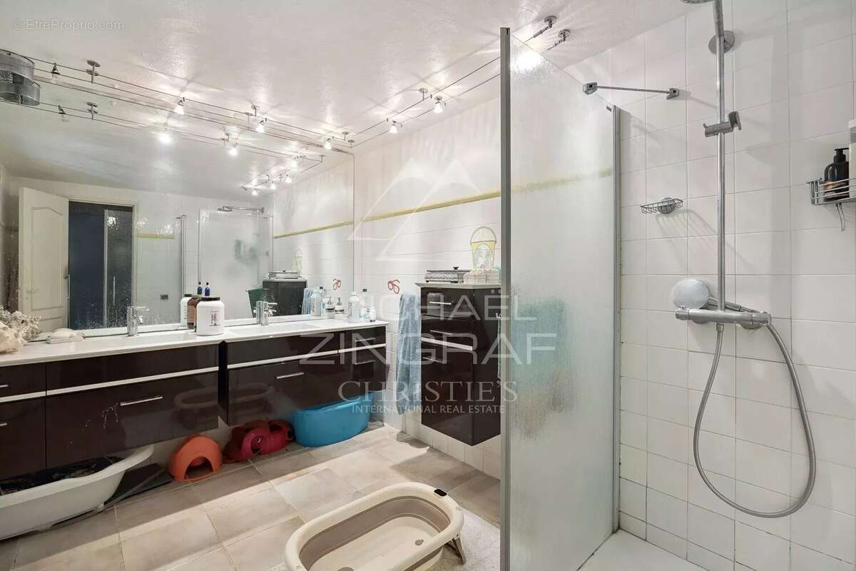 Maison à MANDELIEU-LA-NAPOULE