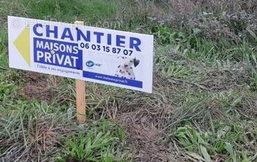 Terrain à DOMPIERRE-SUR-YON