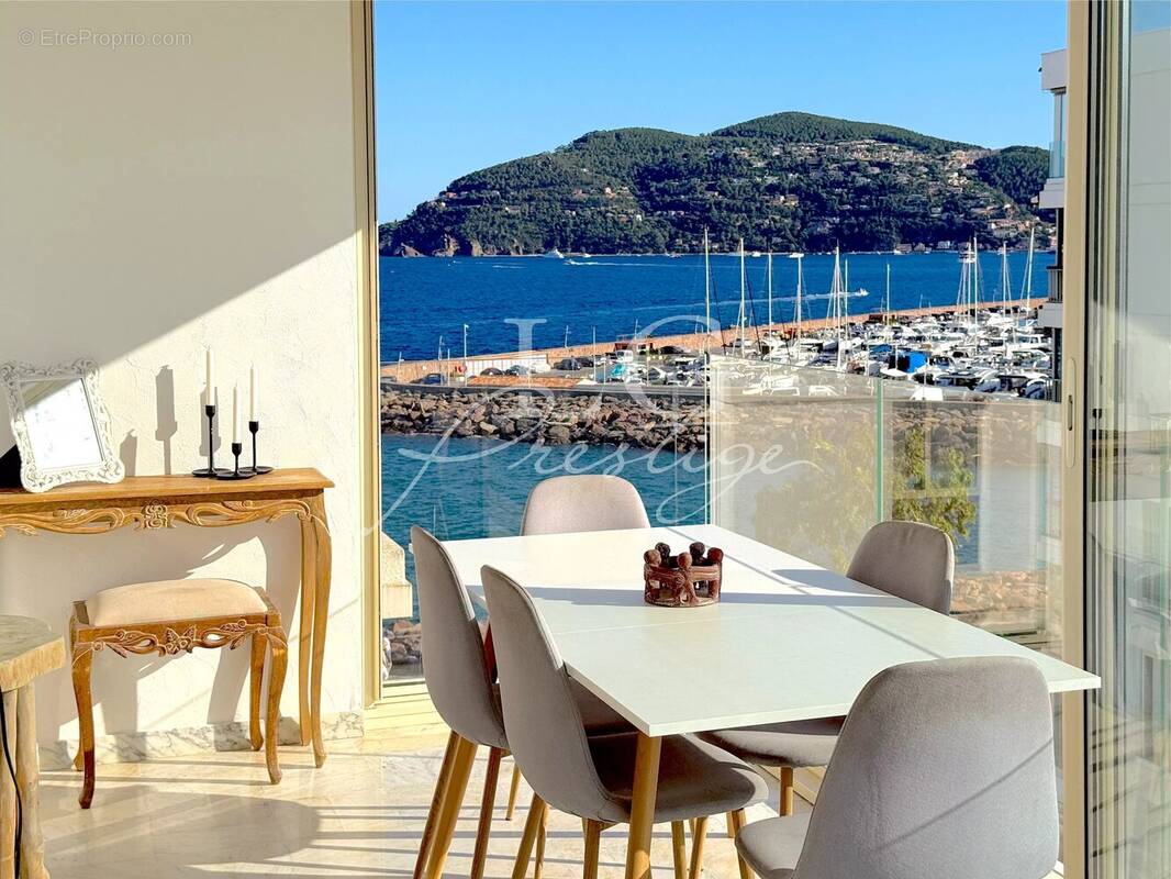 Appartement à MANDELIEU-LA-NAPOULE