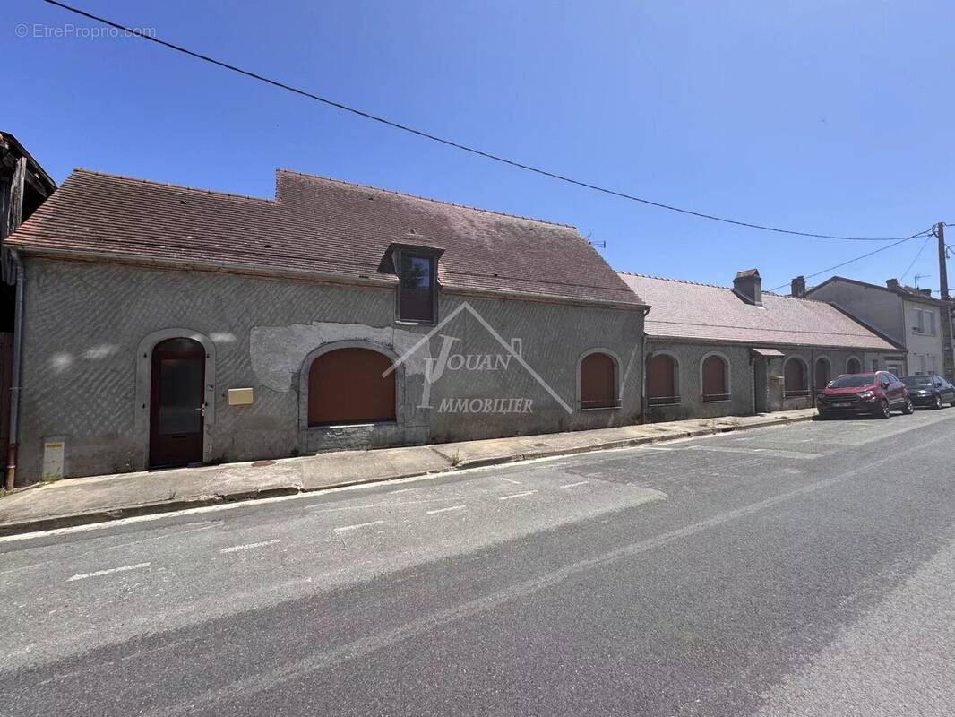 Appartement à CHEVAGNES