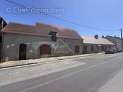 Appartement à CHEVAGNES