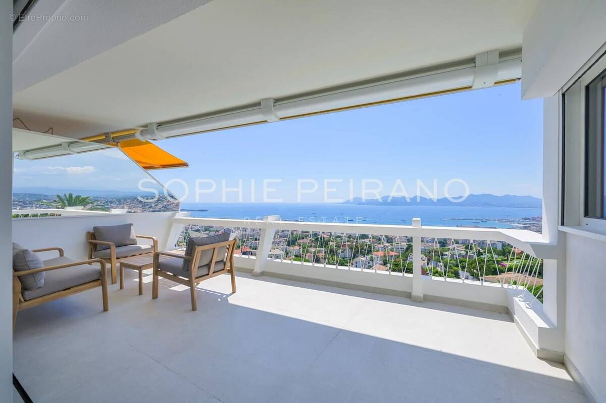 Appartement à CANNES