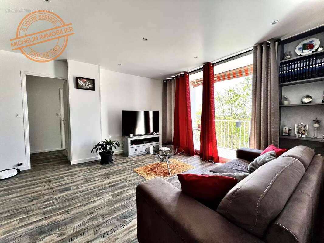 Appartement à CHAMPAGNE-AU-MONT-D'OR