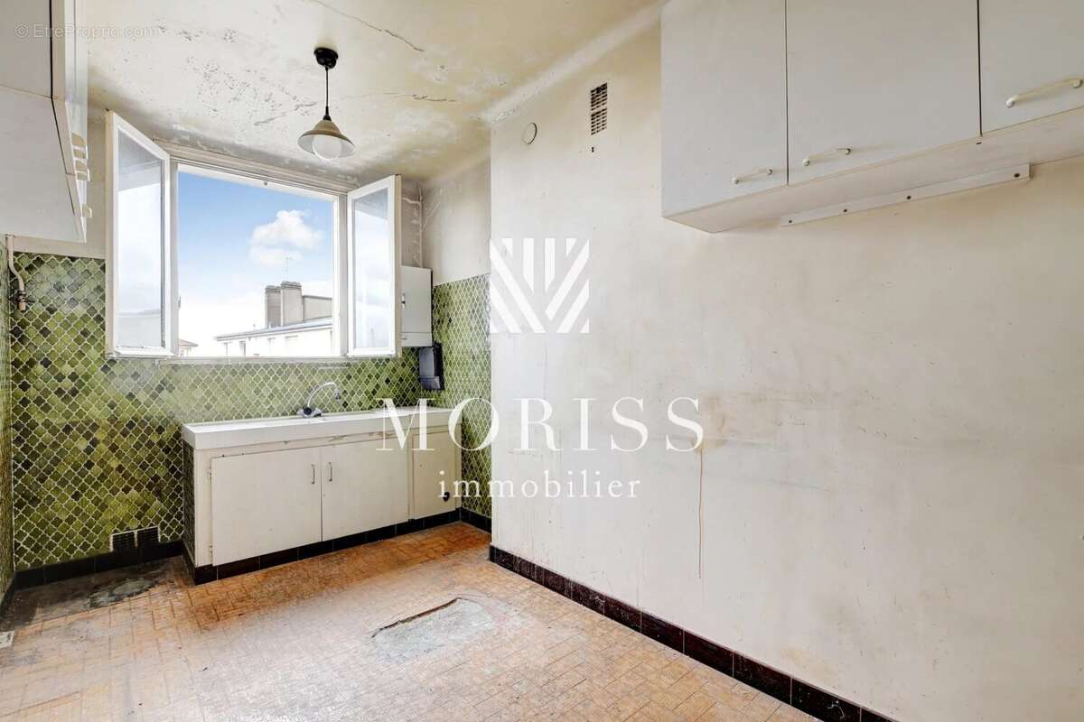 Appartement à CHARENTON-LE-PONT