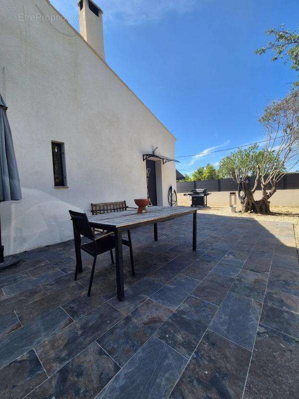 Maison à ROQUEVAIRE