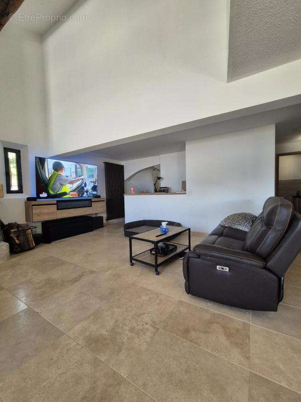 Maison à ROQUEVAIRE