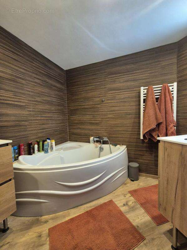 Maison à ROQUEVAIRE