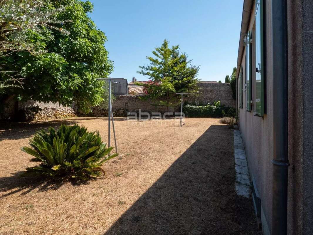 Maison à LE BOIS-PLAGE-EN-RE