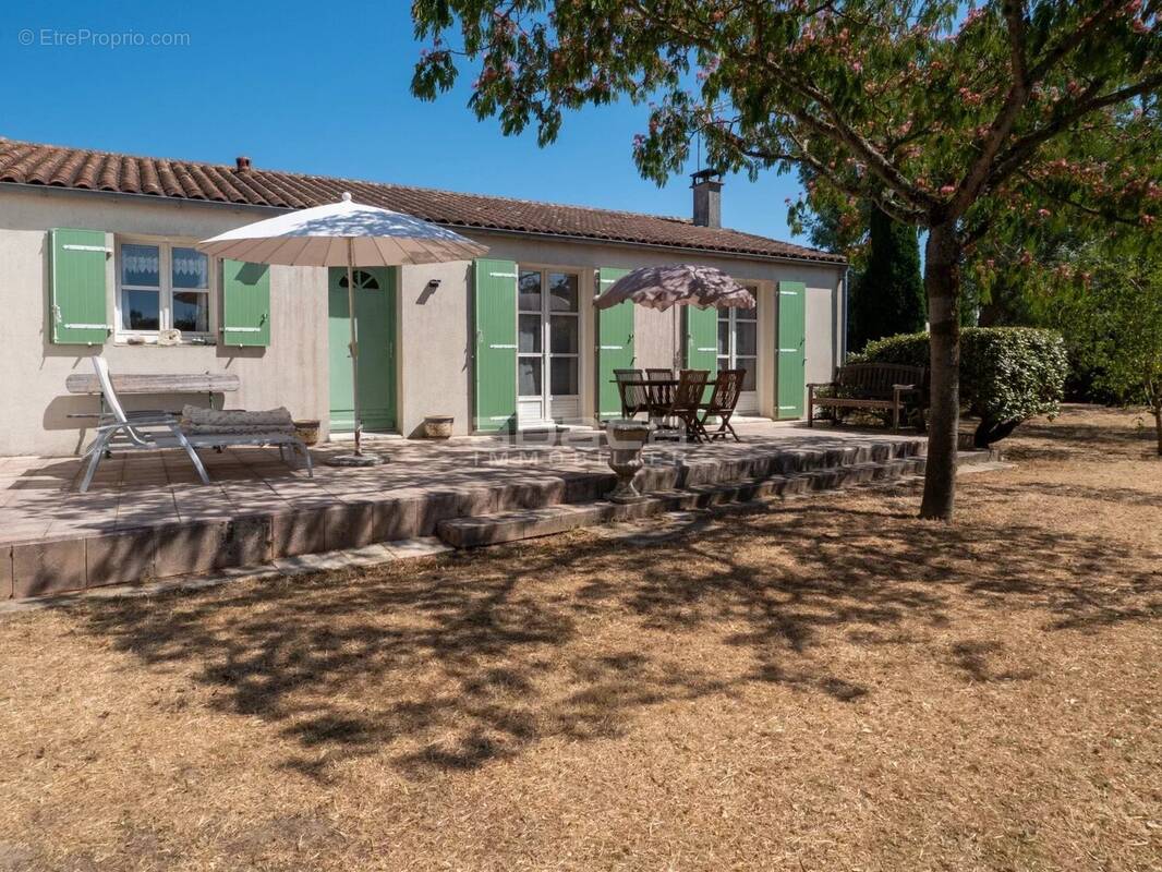 Maison à LE BOIS-PLAGE-EN-RE