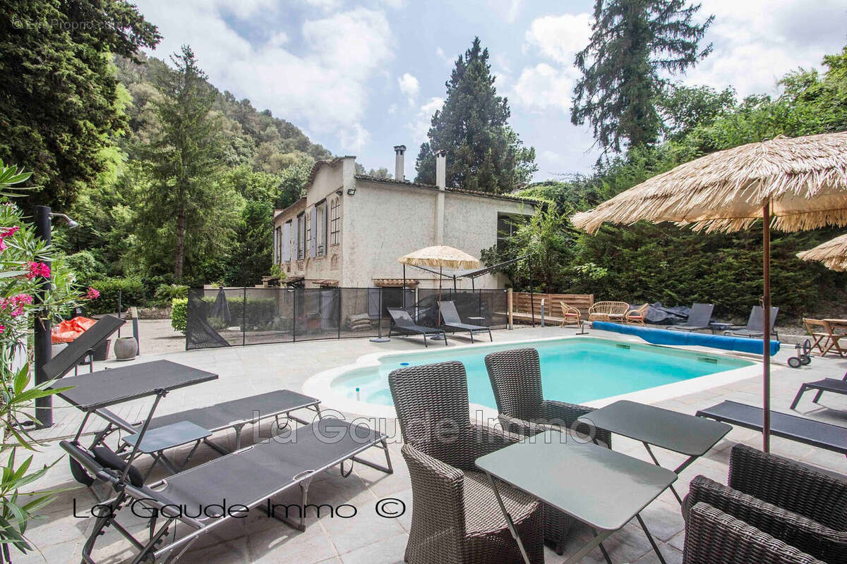 Maison à LA COLLE-SUR-LOUP