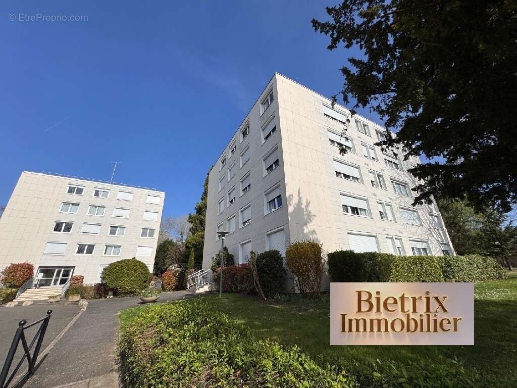 Appartement à L'ISLE-ADAM