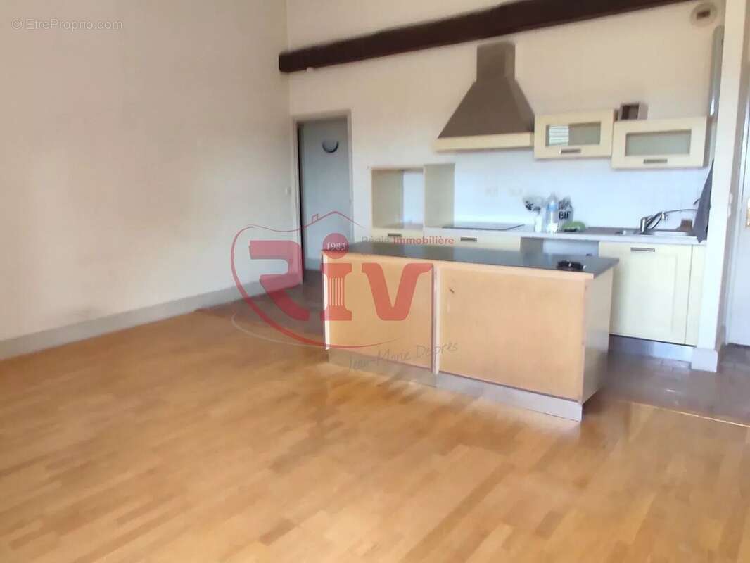 Appartement à CHONAS-L&#039;AMBALLAN