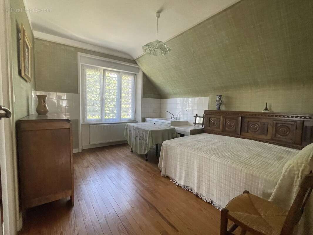 Maison à PLOUGUERNEAU