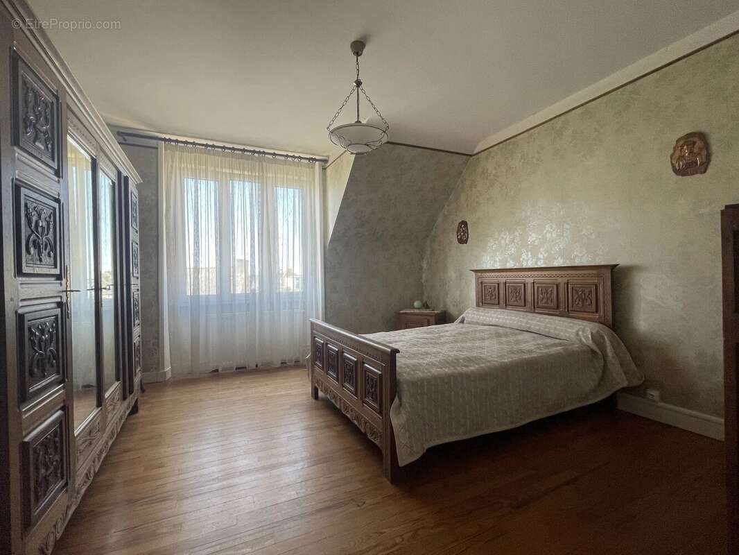 Maison à PLOUGUERNEAU