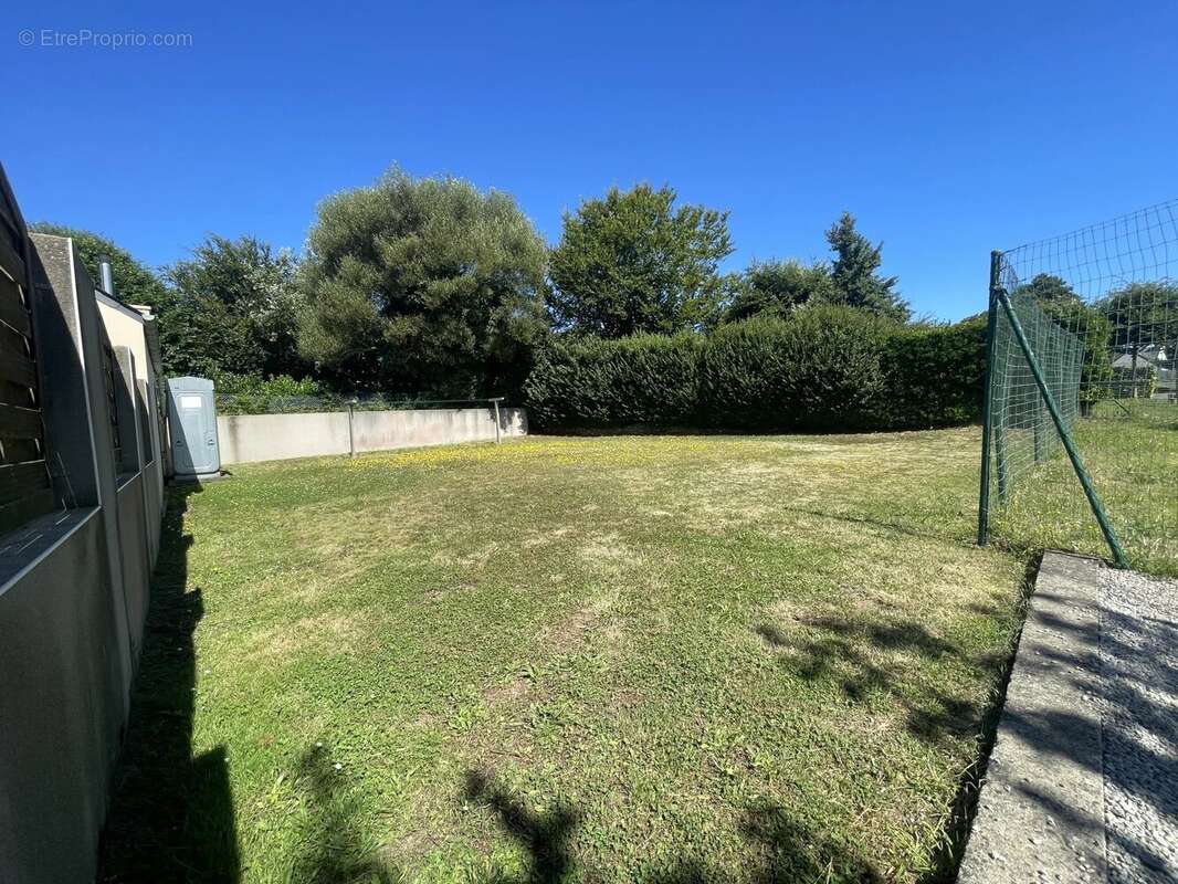 Maison à PLOUGUERNEAU