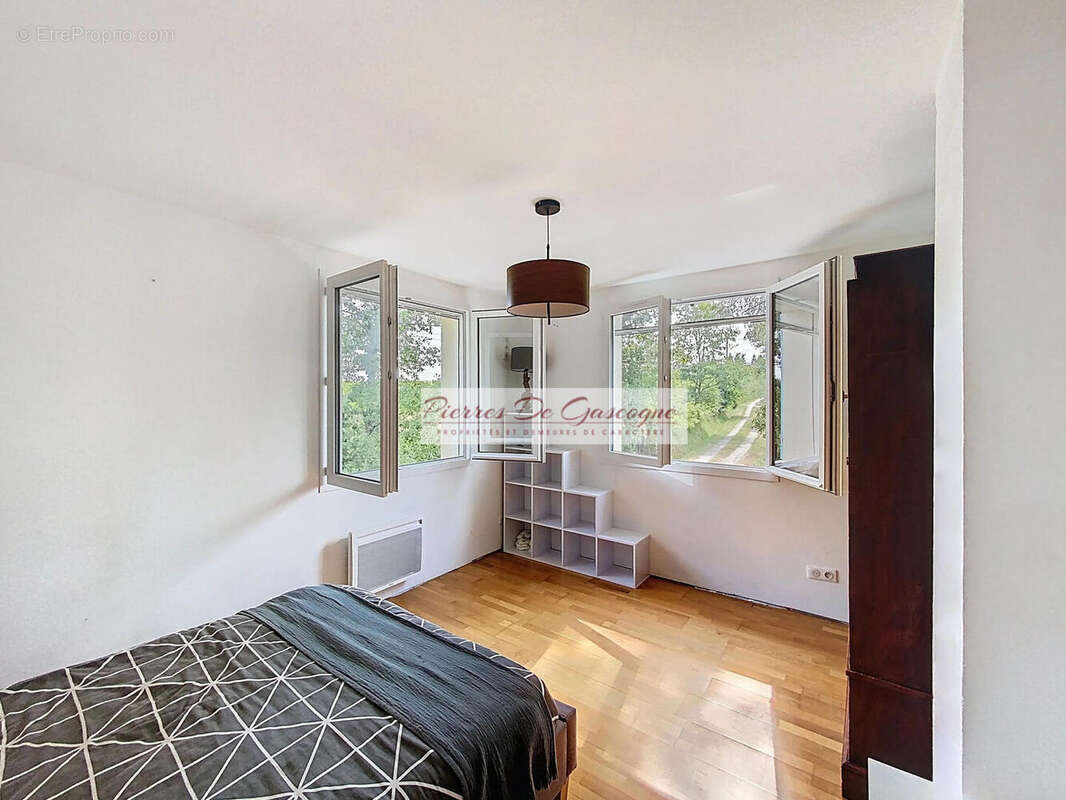 baheux00023 - Maison à VIC-FEZENSAC