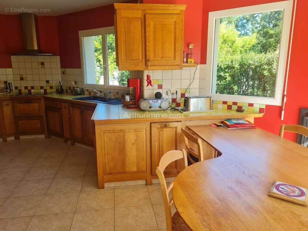 Maison à FONTAINE-ETOUPEFOUR