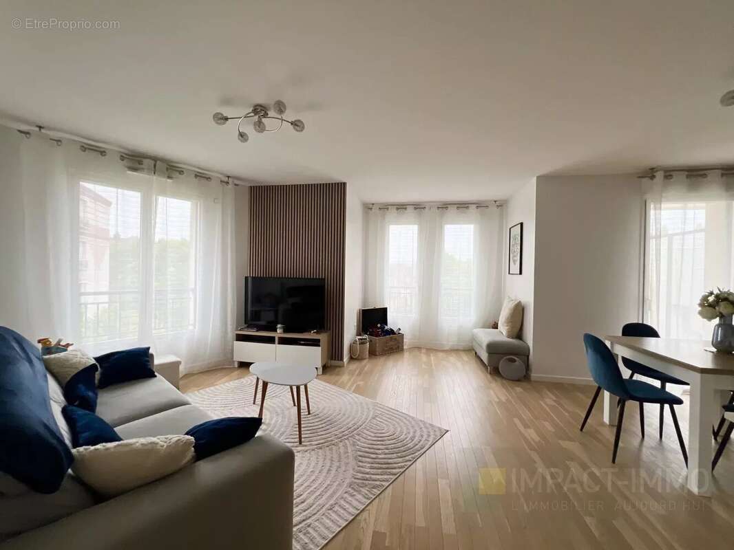 Appartement à SURESNES